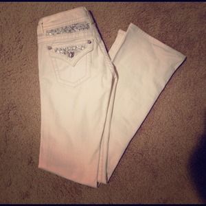 White miss me jeans