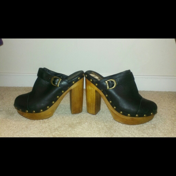 Leather Clogs
