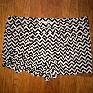 Black & white shorts!