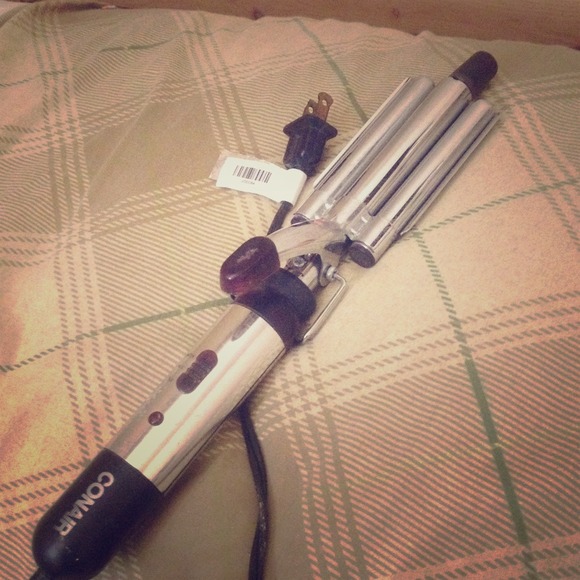 ON HOLD 🎀Conair crimper/waver