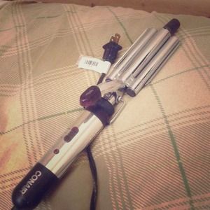 ON HOLD 🎀Conair crimper/waver