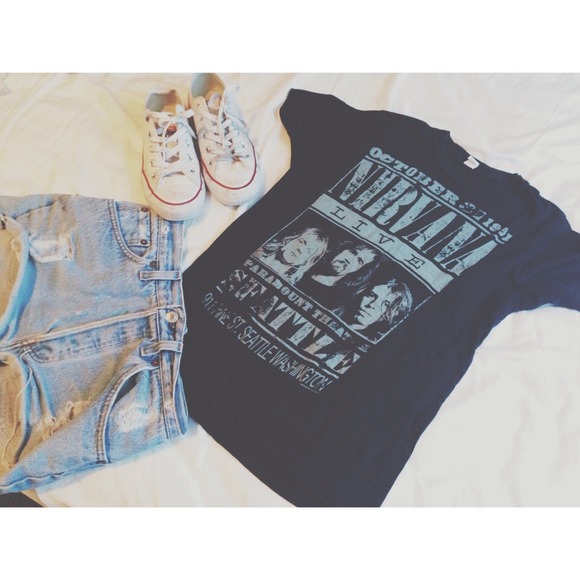 Nirvana grunge tshirt