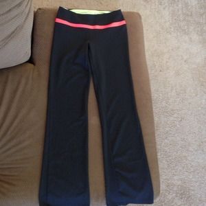 Women's New Balance workout pants
