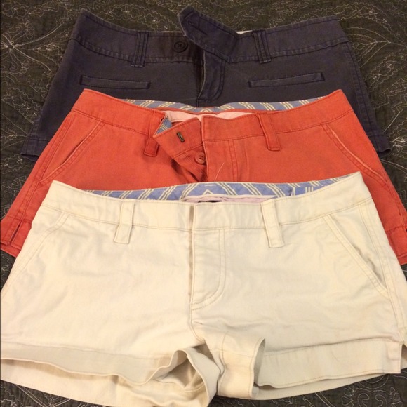 Bundle pack of AE shorts :))