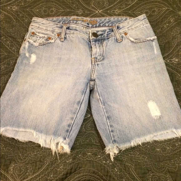 AE Bermuda shorts