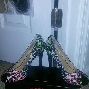 Nine west heels!