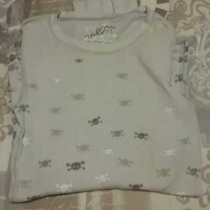 ❌Bundled Nollie Long Sleeve Skull Tee