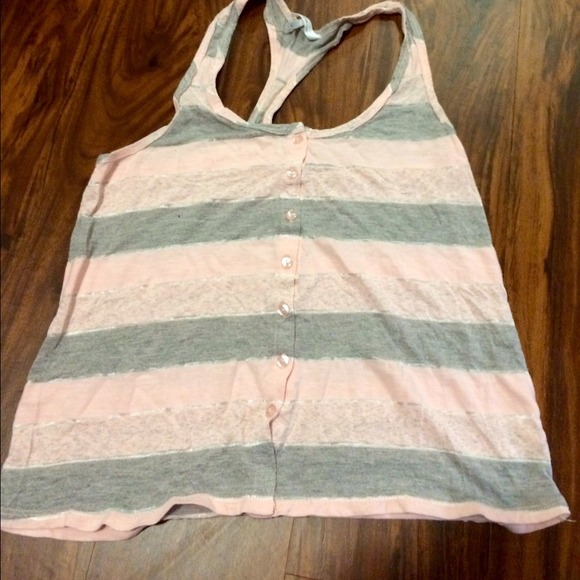 Pacsun Kirra razorback shirt