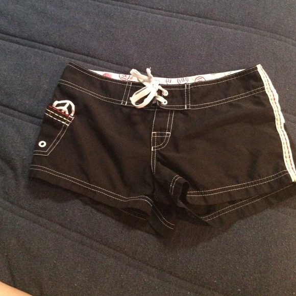 Board shorts