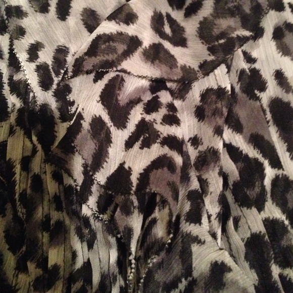 Top - Picture 3 of 4