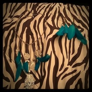 Necklace and earings