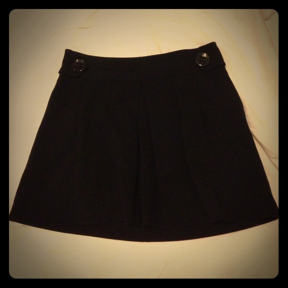 Cute schoolgirl pleated skirt w exposed zipper