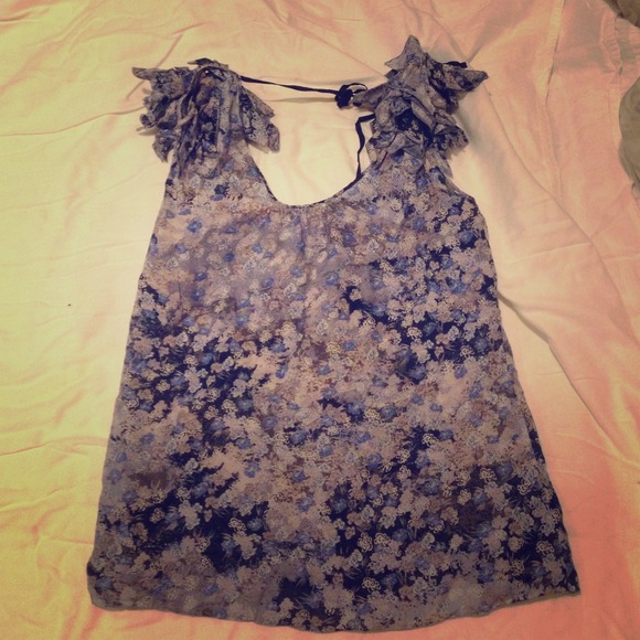 Fun floral Banana Republic shirt