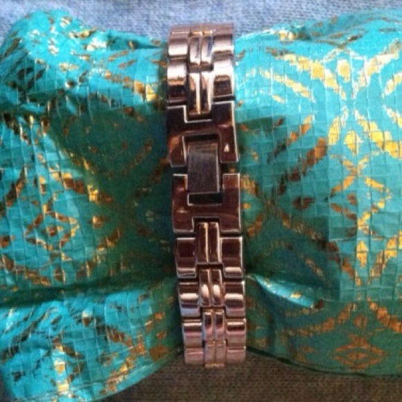 Watches - Picture 3 of 4