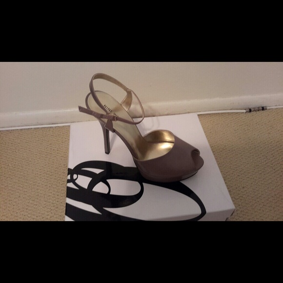 Ladies Platform Sandal