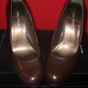 Nine West brown pump 7