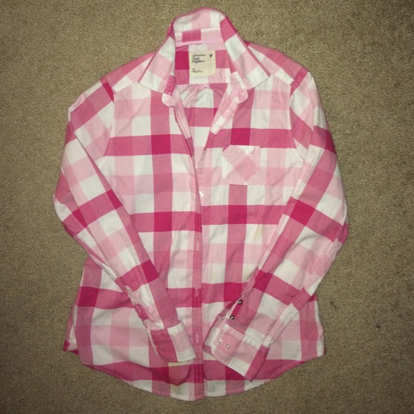 American Eagle pink and white check long sleeve!! - Picture 2 of 2