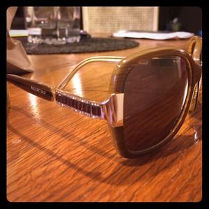 Valentino Sunnies