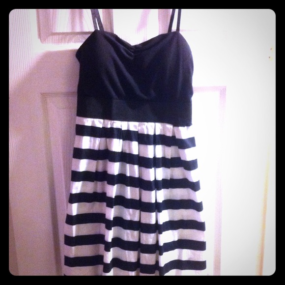 Black and white dress