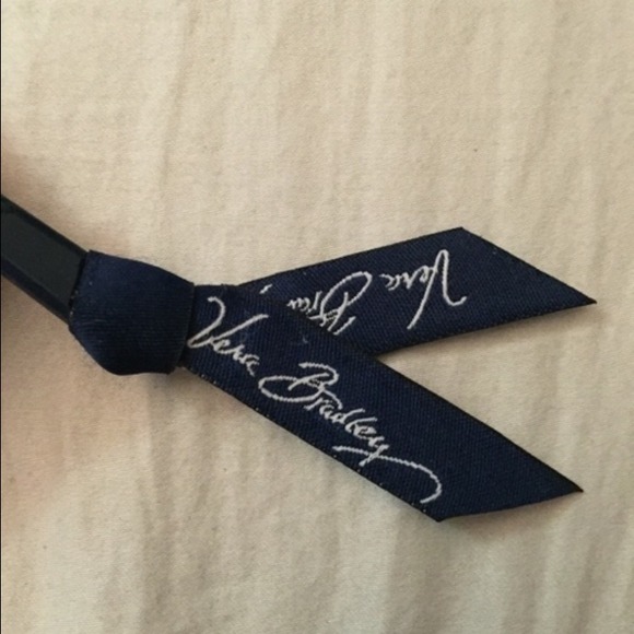 SOLD Vera Bradley all in one wristlet - Picture 4 of 4