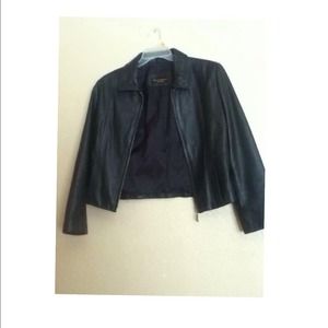 Black Leather jacket🌺