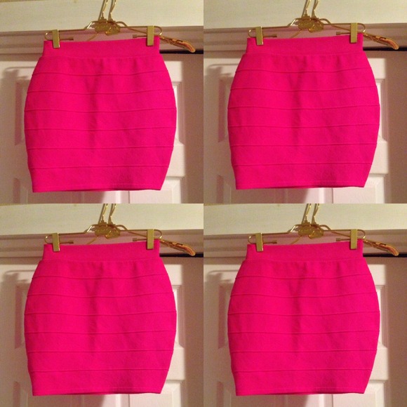 HAUTE PINK BODYCON BANDAGE MINI SKIRT