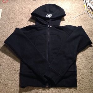 Black lululemon scuba hoody