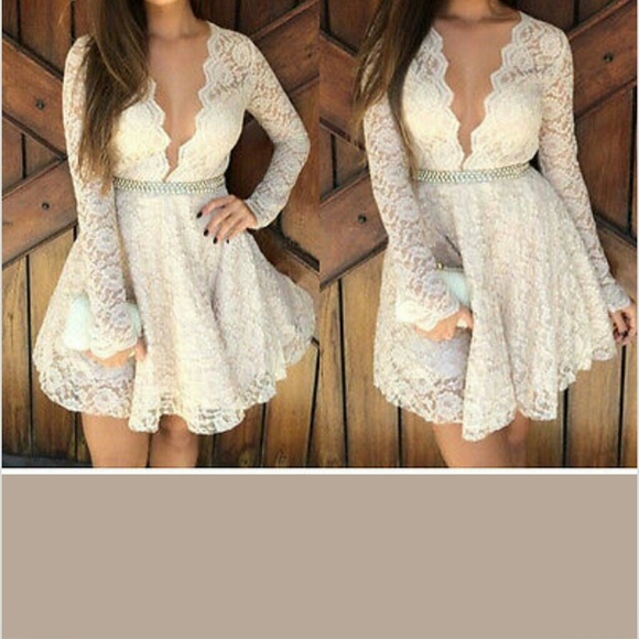 Sexy fall long sleeved lacey dress!