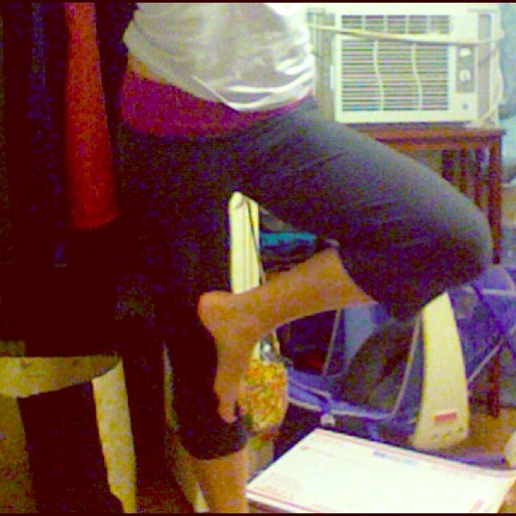 Lululemon Dark Grey Crop Pant with Purple Band