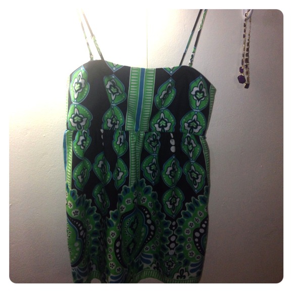 NWOT Banana Republic silk tank/blouse