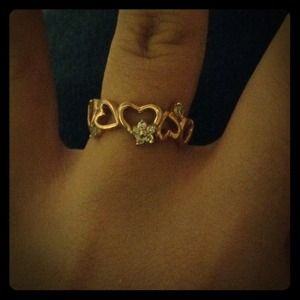5 heart ring