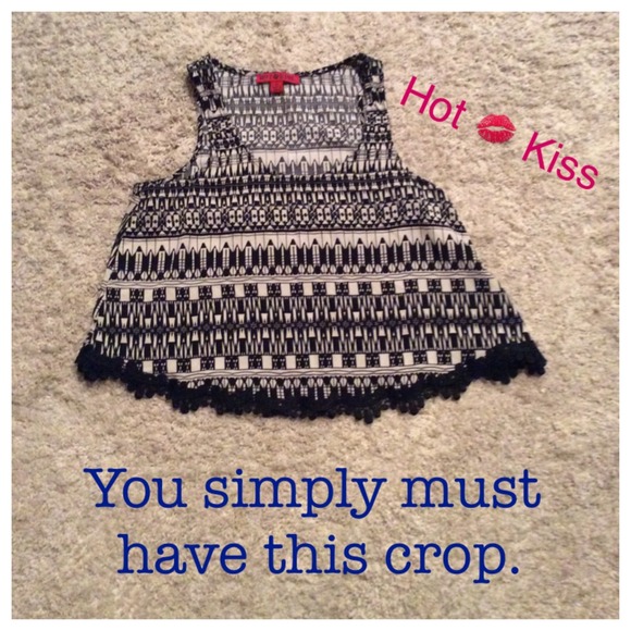Hot 💋 Kiss Tribal Crop Top