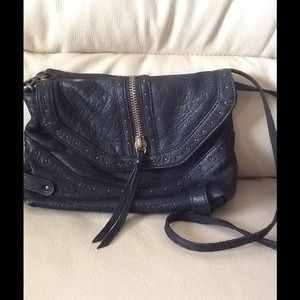 Remi and Emmy cross body black
