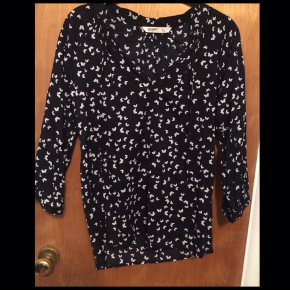 Butterfly v-neck top