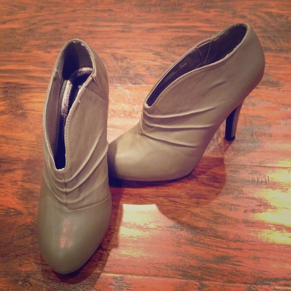 Dollhouse Booties