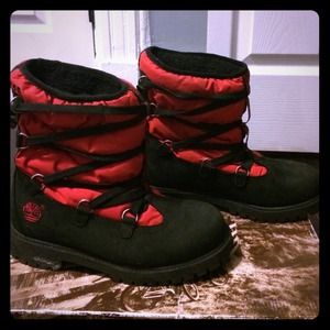 SnowBoots