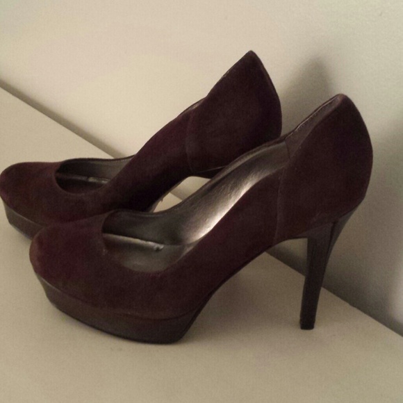 GUESS PLATFORM STILETTOS. BRAND NEW WITHOUT BOX - Picture 3 of 4