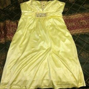 Yellow dress