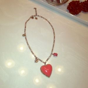 Betsey Johnson statement necklace ❤️