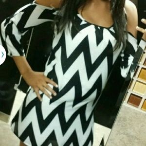 **SOLD**Black & white Chevron dress