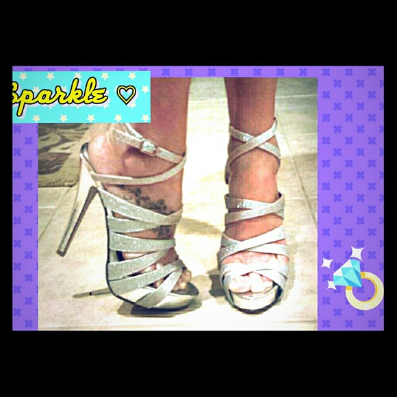 Sparkly gorgeous silver wrap up heels !