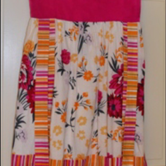 Anna Sui dress size 6. Only worn 1x for graduation - Picture 3 of 4