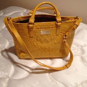 Brahmin 'Arno' mini yellow croc!