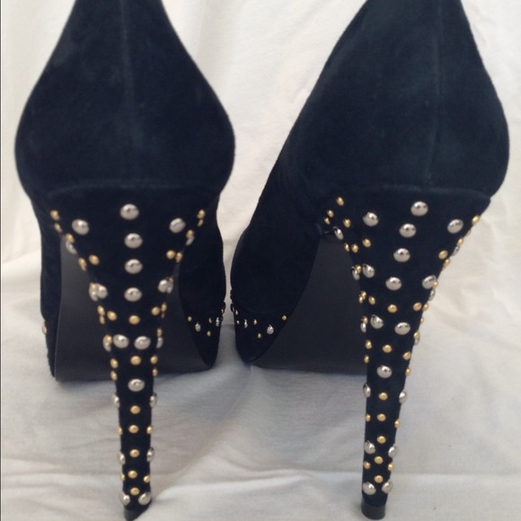 SOLD!!!....Madden "Tristano" black suede heels - Picture 2 of 4
