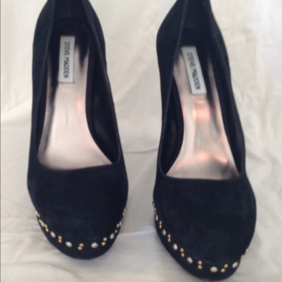 SOLD!!!....Madden "Tristano" black suede heels - Picture 3 of 4