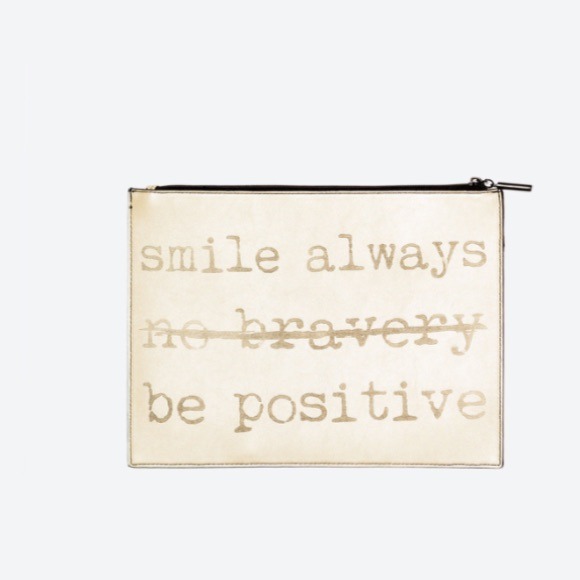 Price ✂️ Zara 2014 Gold "Smile Always" Clutch