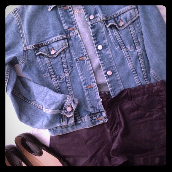Banana Republic jean jacket - Picture 1 of 2