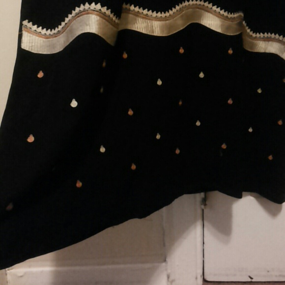 Islamic Dress - Picture 2 of 2