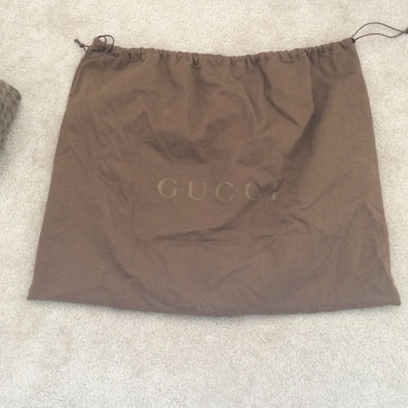 Large Gucci Horsebit Hobo - Picture 2 of 4