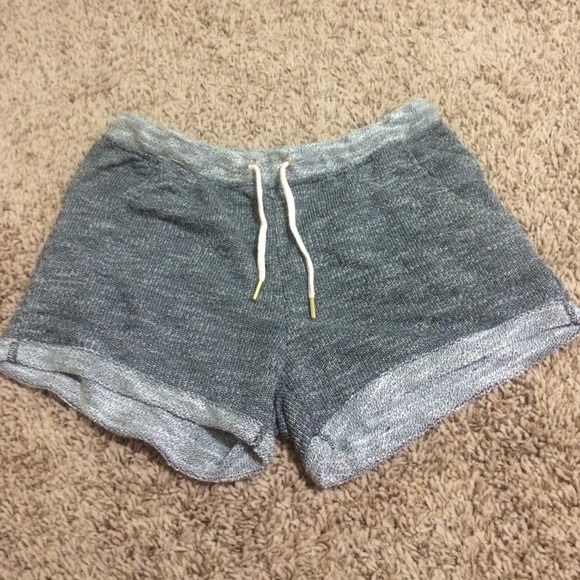 h&m lounge shorts